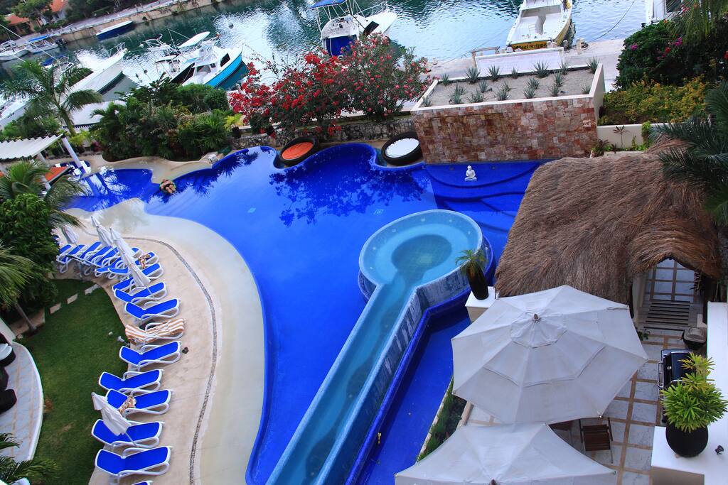 Espectacular Piscina