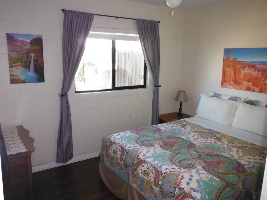 Comfortable Queen bed in private room