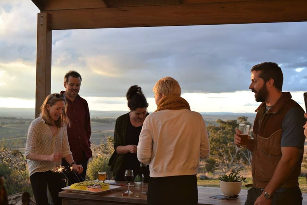 The front verandah has an outdoor sitting and dining area, a great place to gather and watch the sunset. There is also a large pizza oven for wood fired pizzas.