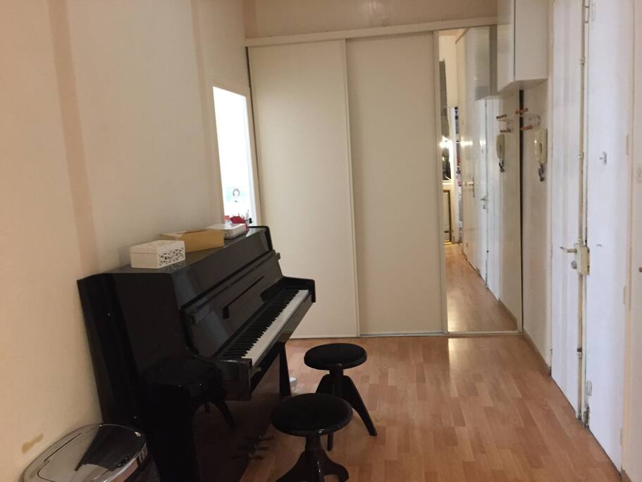 You can play piano !