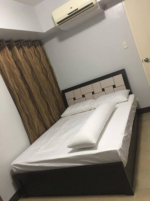 Huge Bedroom with AC
Toilet Bathroom