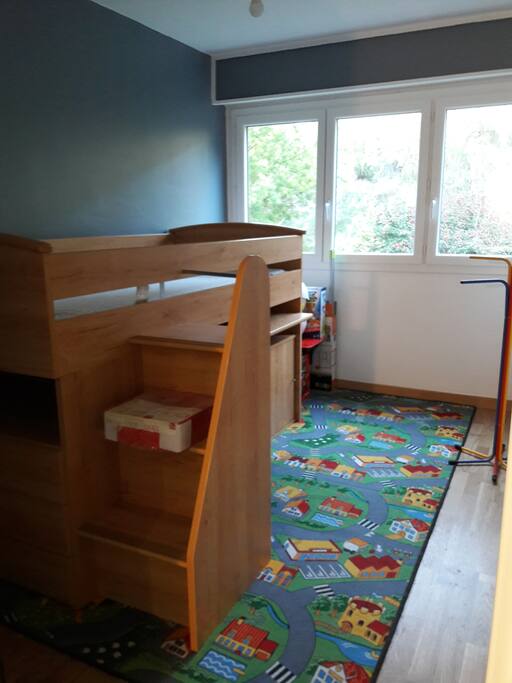 Chambre enfant + dressing