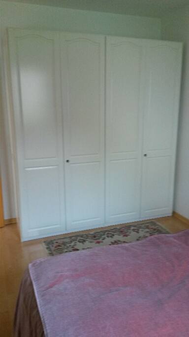 Schlafzimmerkasten/Closet