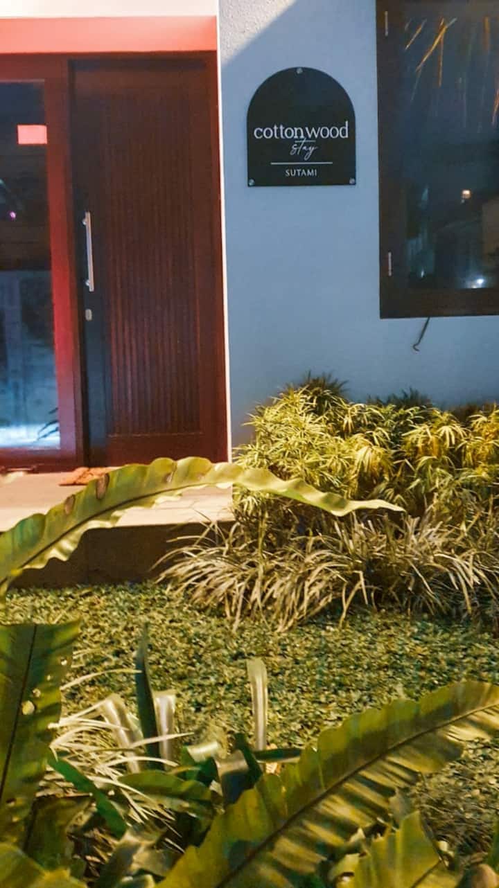 Cottonwood Villa Sutami W Netflix q Wifi Villas For Rent In Kecamatan Sukajadi Jawa Barat Indonesia