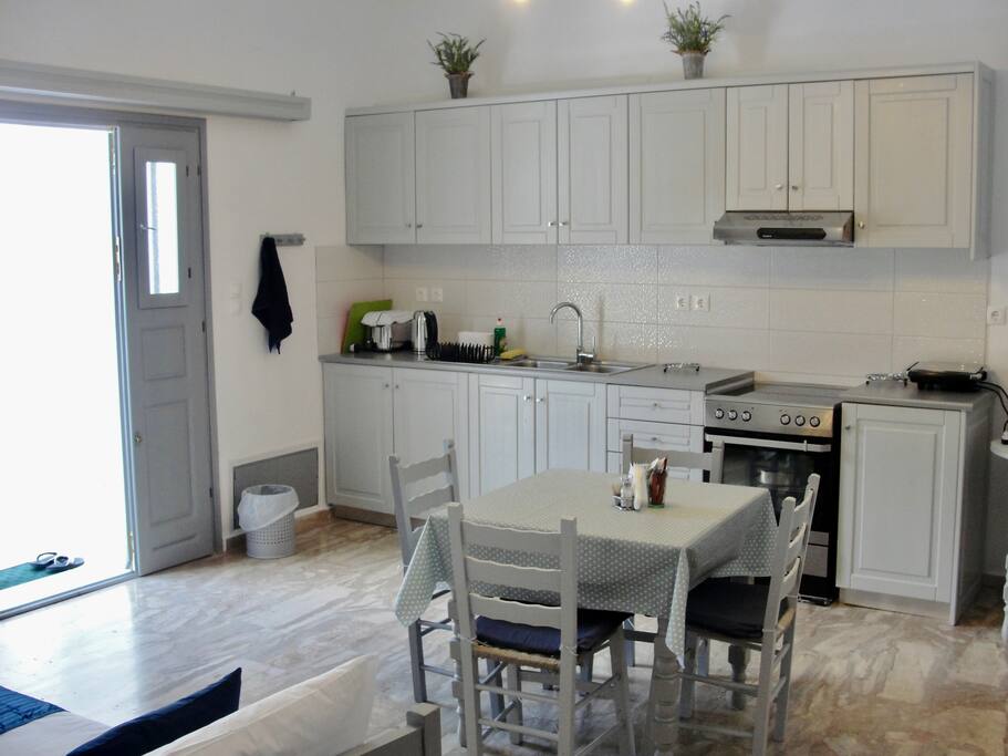 Kitchen/dining area
