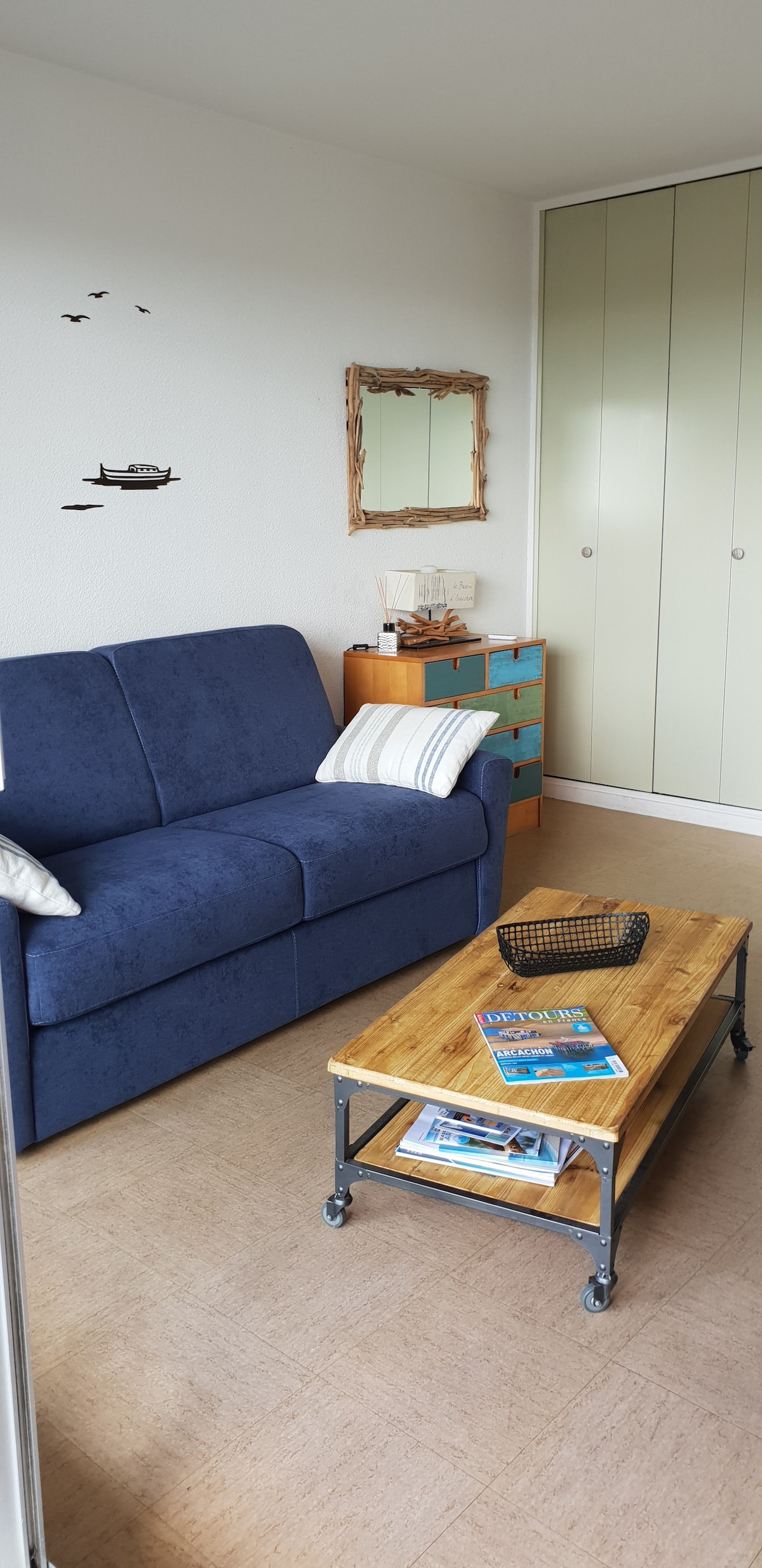 Popular Airbnb listing: Arcachon Nice Studio Cabin near the beaches in Arcachon