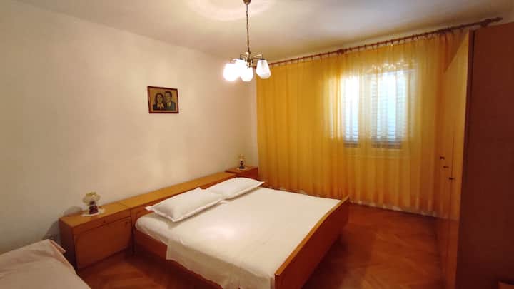 Br. 2 spavaća soba na južnoj strani kuće