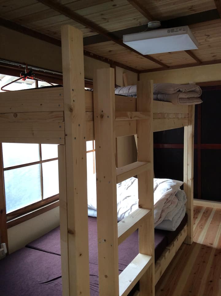 мъжко общежитие