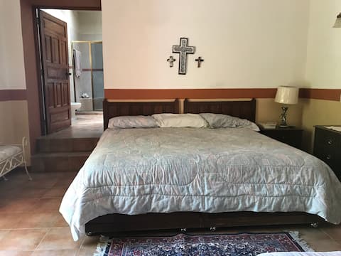 Colonial house in the magical village of Zimapán