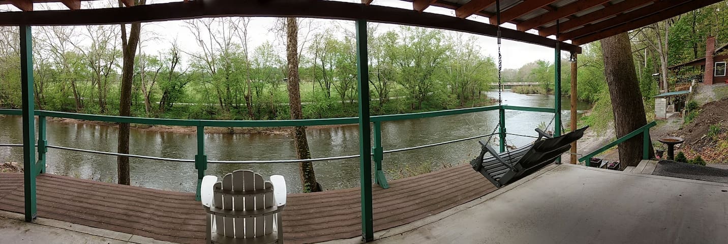 Conewago Cabins (Cabin #3)