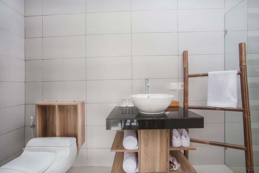 En suite bathroom.