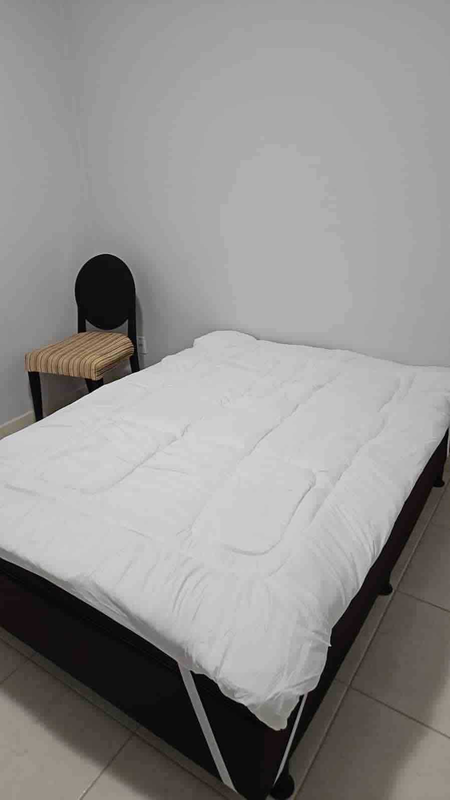 Vitanda vyote vilivyo juu ya nyumba, vina mto wa juu