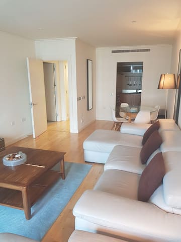 Wonderful 2bed Stunning views