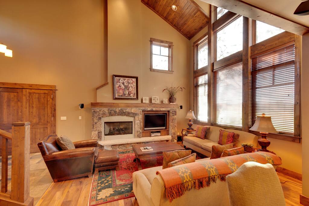 Great room with fire place & TV