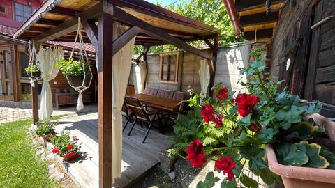 Casa Veche 
“Old House”