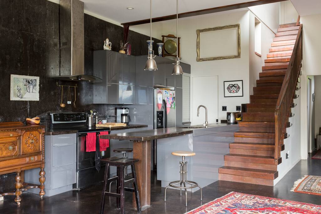 The kitchen has all you need to make lovely meals.