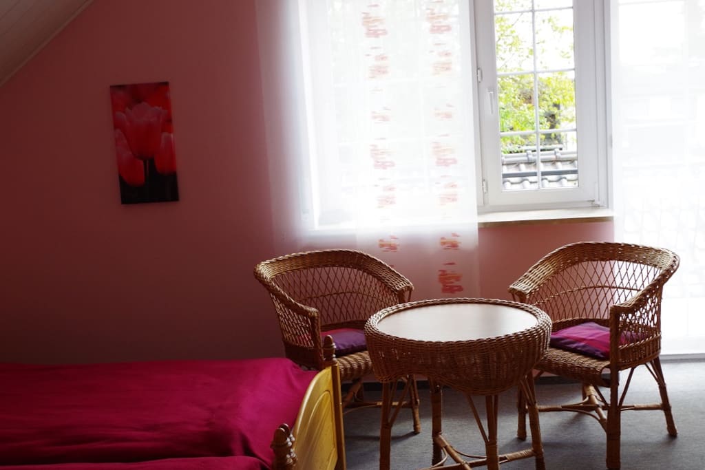 Das Zimmer mit Balkon