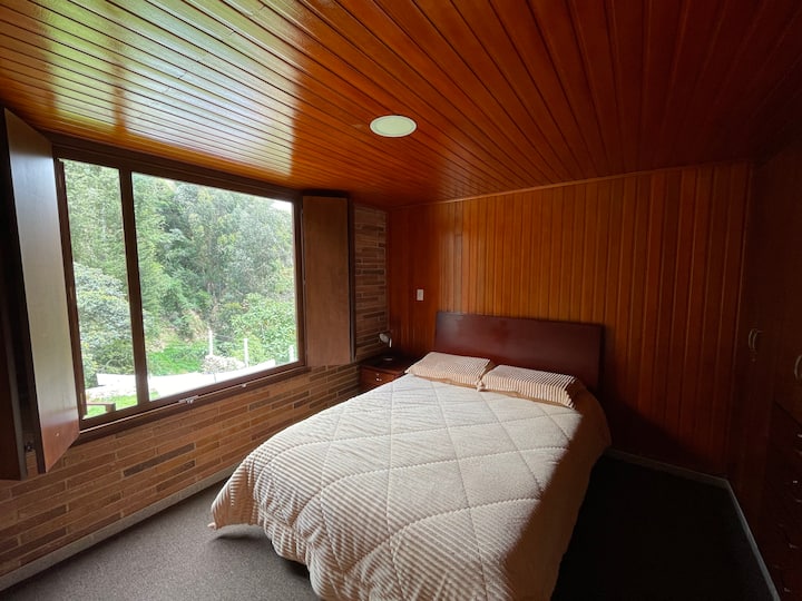 Room 2. On the second floor. Cama Queen 1.60x1.90m. Morro River View