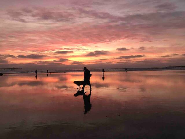 Zen Vibes- private pool/spa, central location. gallery image 3