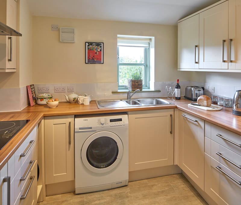 Well equipped kitchen