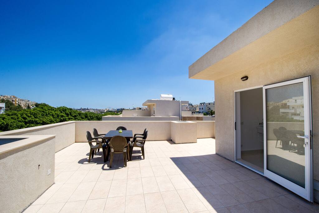 Roof terrace