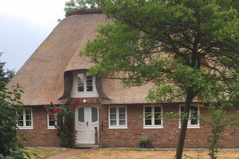 Pearl unter thatch