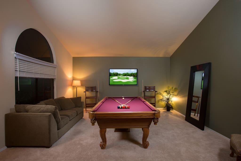 Game room, has option ping pong table