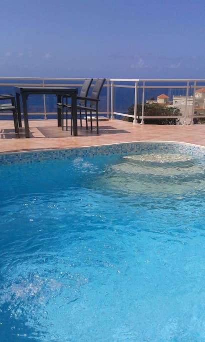 Your private pool with the jets on