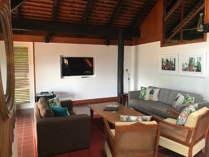 Rangikomo Homestead - Cook Islands