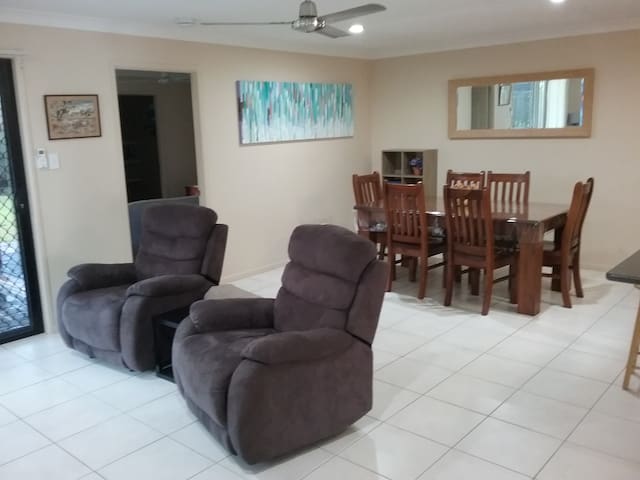 Airbnb Oakhurst Vacation Rentals Places To Stay