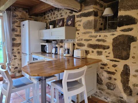 Charming house + fiber in the Monts d'Arrée.