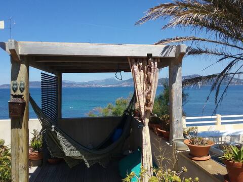 Chambre indépendante vue mer