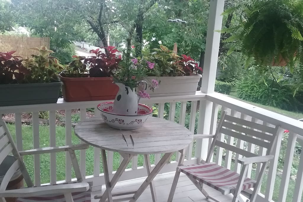 Porch table
