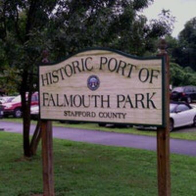 River front park—directly across the street! Picnic tables, grills, swimming, fishing, canoeing, kayaking!