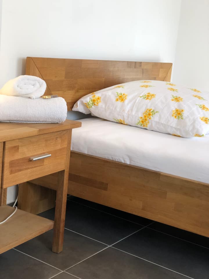 Private Double Room - Flörsheim near Frankfurt