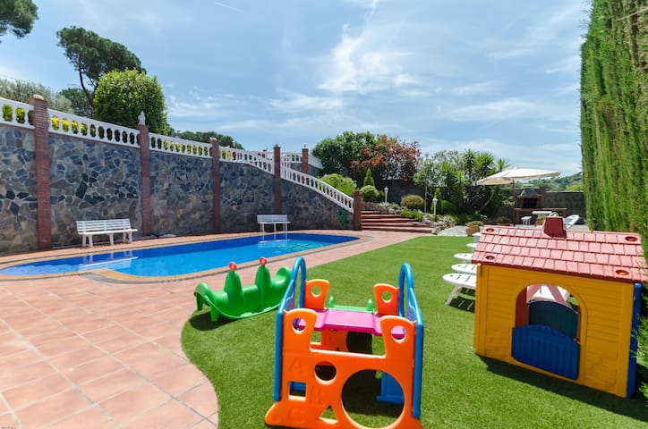 Club Villamar – Champagne gallery image 2
