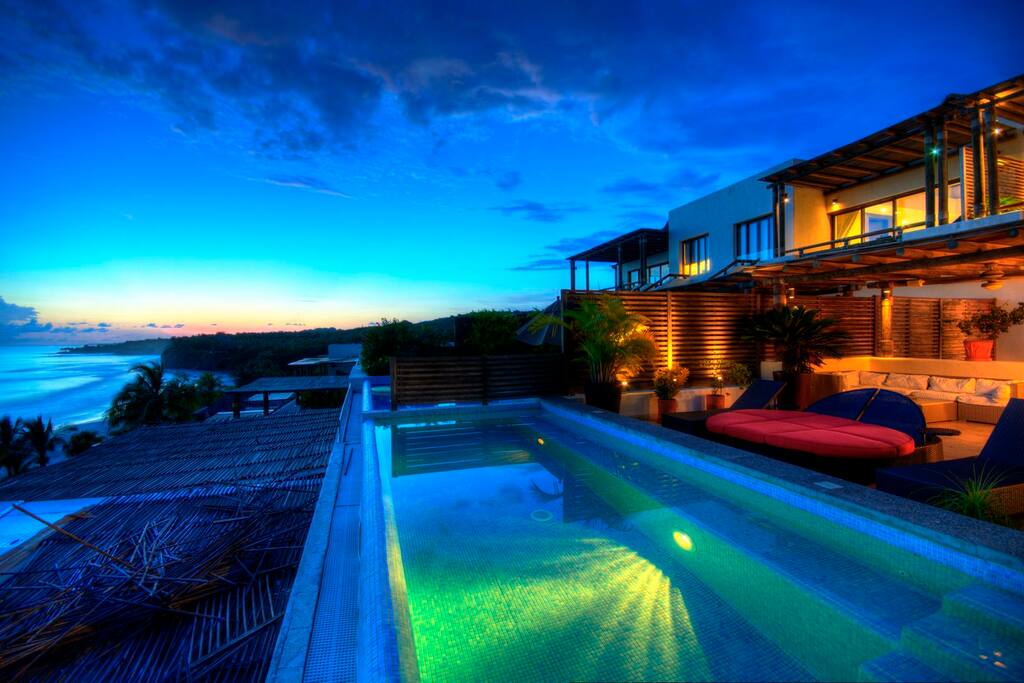 Penthouse sunset in Punta Mita over private pool