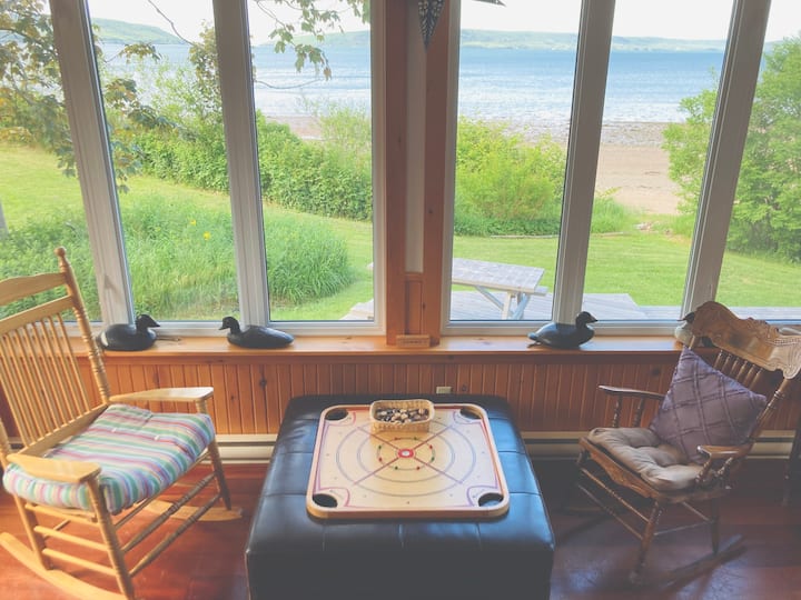 The Yellow Beach House - Digby