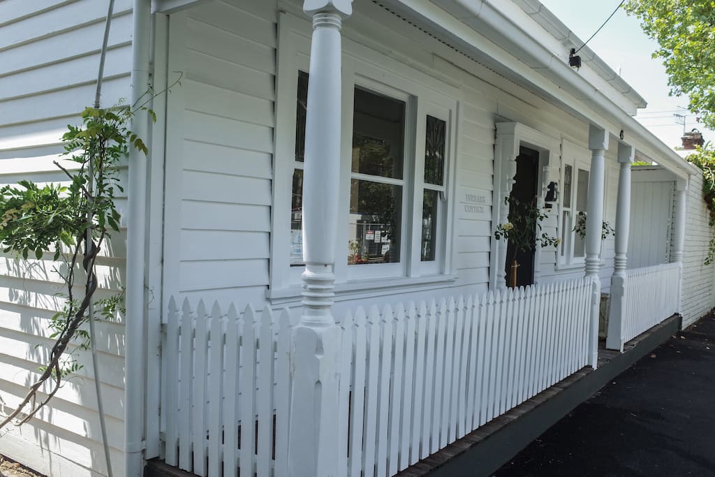 Ferrars Cottage newly renovated in a quite location