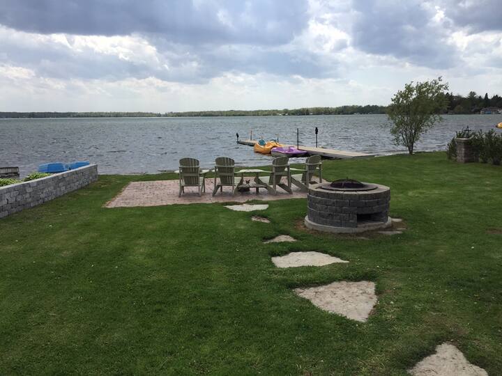 Cozy Cottage 2 Orr Lake, Ontario Cabins for Rent in Elmvale