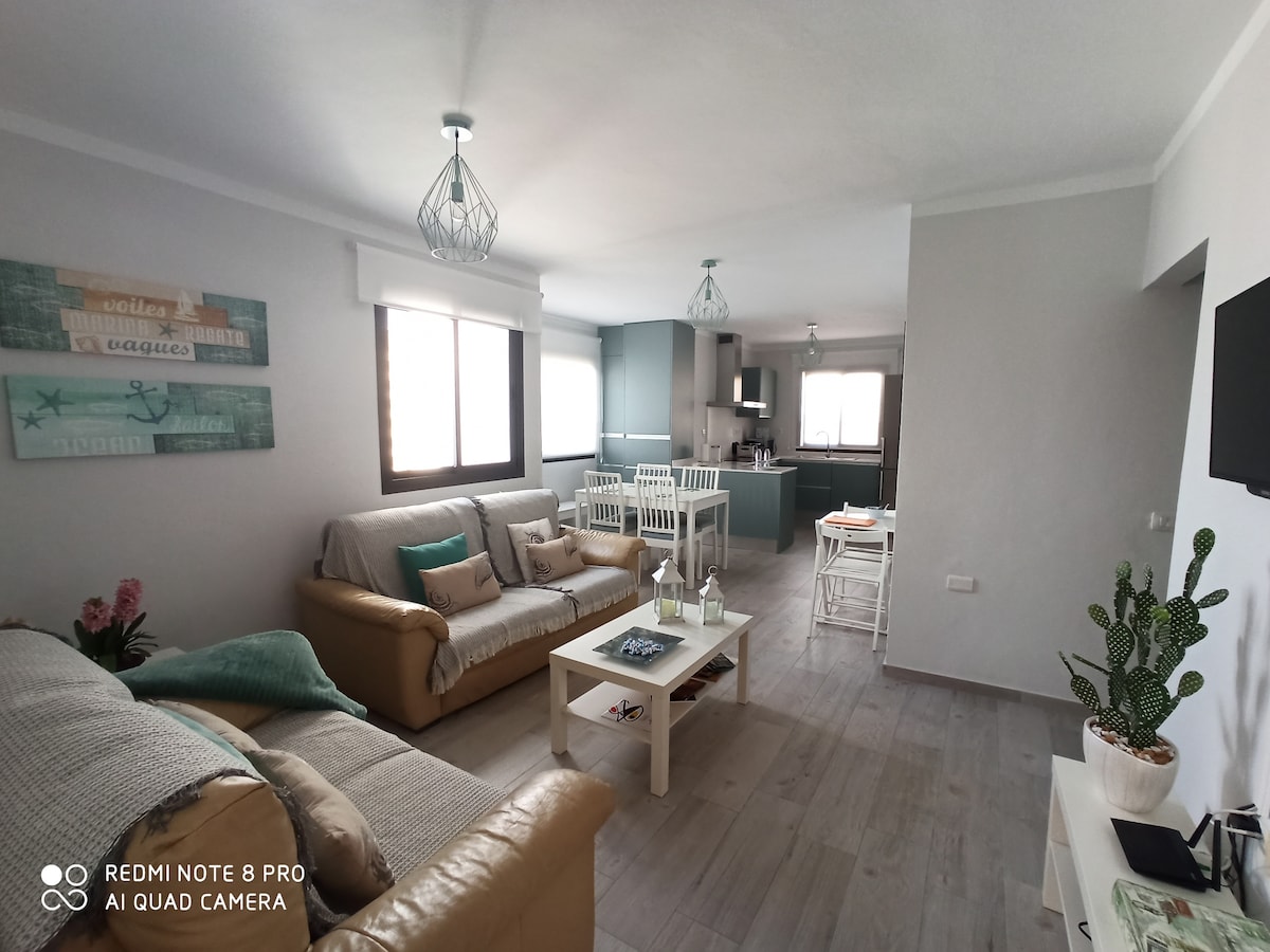 Erfolgreiche Airbnb-Immobilie: Window to the sea (Playa San Marcos) in Icod De Los Vinos