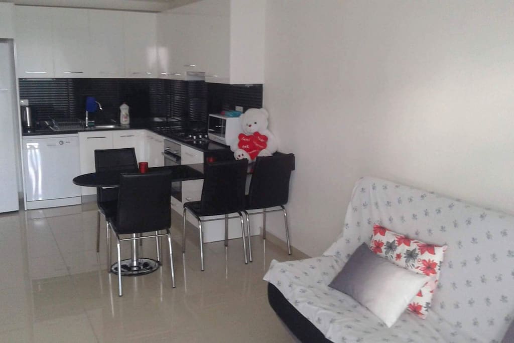 Kitchen Cristal garden 5 star facilities apartment. Holiday and Housing Oh La La Mosae.