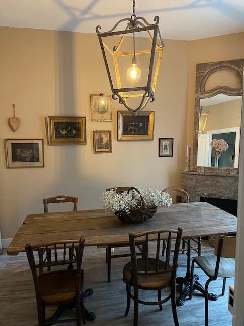 Townhouse with garden in Fontainebleau