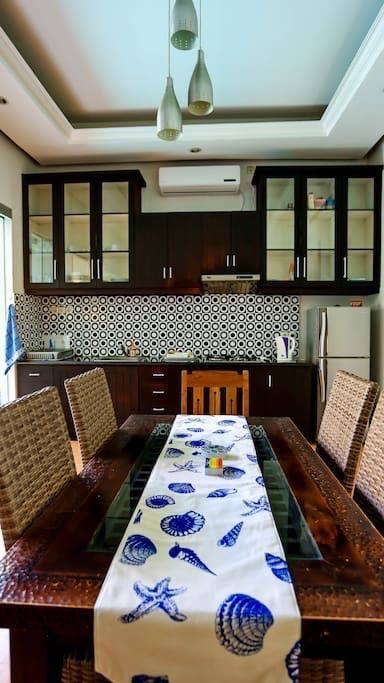Dinning table