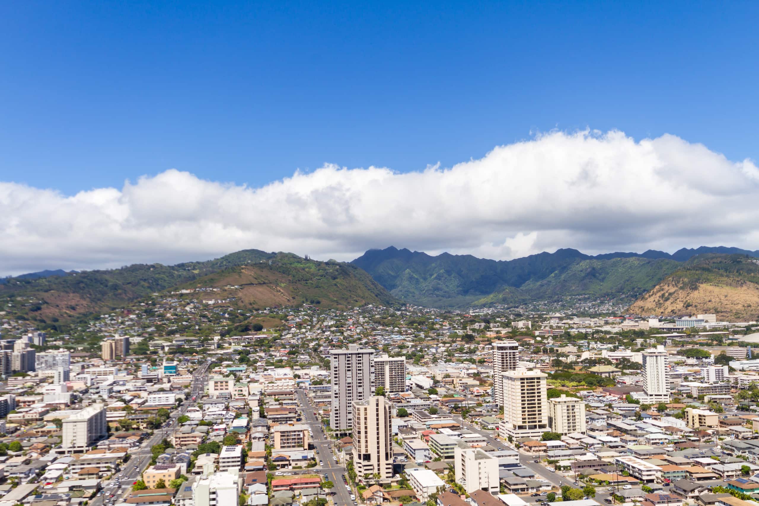 Condo in Honolulu · ★4.55 · 2 bedrooms · 4 beds · 2 private baths - Image 14