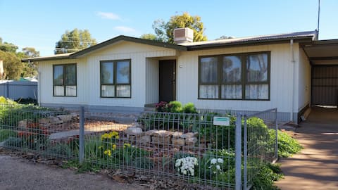 The Quorn-er House --