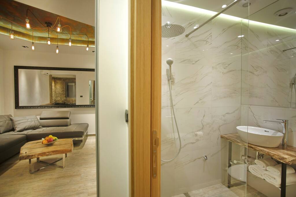 Living room, bathroom