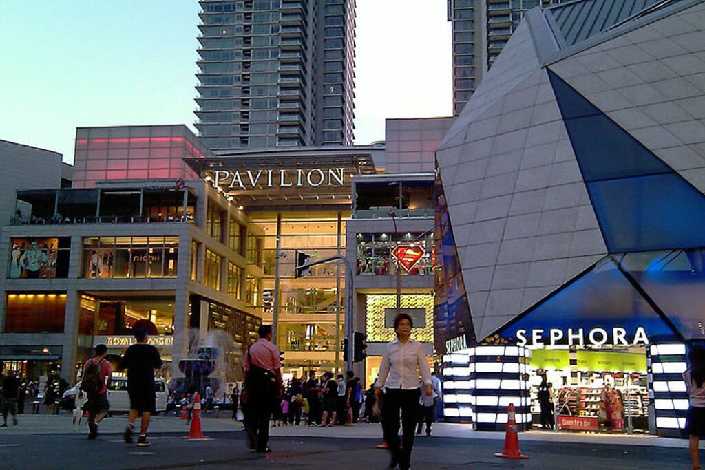 Fahrenheit 88 opposite Pavilion 3 Bedroom  Condominiums for Rent in
