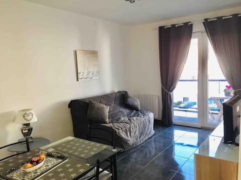Top Airbnb: A stone's throw from the port, 3* class studio in Étaples