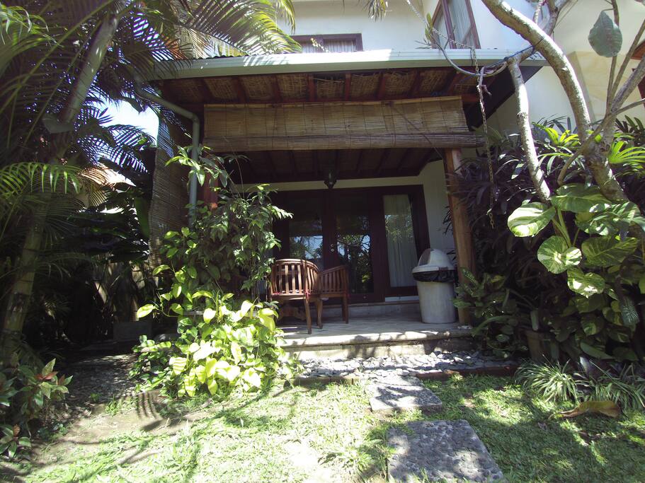 Our Luxury room is very private, and equipped with cold AC, fridge, microwave, TV, kettle, plates/cutlery, toaster & blender.